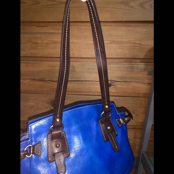 Dooney and Bourke Winged Small Satchel - Picture 4 of 8